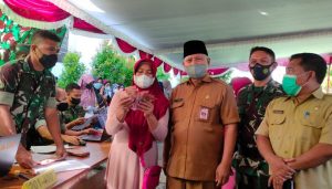 Kodim 1615/Lotim Salurkan 12 Milyar Dana Bantuan Untuk 20000 Warga Lombok Timur.