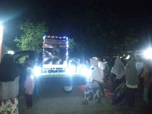 Pawai Takbiran Gembira, Anak-anak Remaja Masjid Silaturahim Dusun Ketirek Desa Jembatan Gantung Kec, Lembar-Lobar Sambut Idul Fitri 1443 H.