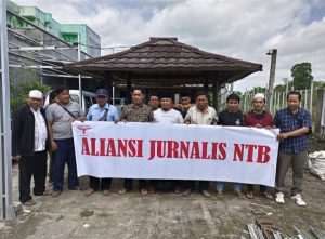 Humas Pemda dan Humas DPRD Lombok Tengah Dituding Mengkotak Kotakkan Insan Pers. Mei 8, 2022.