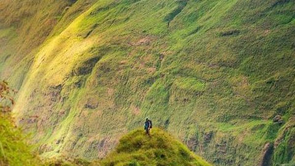 Pendaki Gunung Rinjani Jatuh ke Jurang, Katanya Didorong Setan Cantik. Gunung Rinjani.24/5/22.