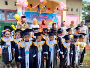 PELEPASAN KELULUSAN ANAK TK DHARMA WANITA,    25 MURID SETIAF TAHUN. Sengkerang.16-6-2022.