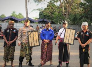 Peresean, Tradisi Pertarungan Dua Prajurit yang Berasal dari Adat Suku Sasak di Lombok