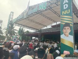 JALAN SEHAT SATU ABAD NU  TAMAN BENCINGAH ALUN-ALUN TASTURA PRAYA LOMBOK TENGAH NTB DI BANJIRI PULUHAN RIBU MASYARAKAT.