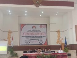 DI WARNAI INSTRUKSI DARI PERWAKILAN PARPOL PARTAI PKN DALAM RAPAT PLENO TERBUKA DAPTAR (DPSHP) TINGKAT KAB.LOMBOK TENGAH PEMILU TAHUN 2024