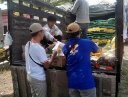 Ketua Sasaka Nusantara ,bersama Bulok propensi NTB ,mengadakan pasar murah,di sukarara, Jonggat, Lombok Tengah.