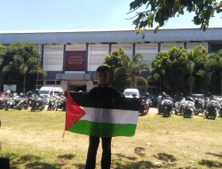 Atlit Pencak Silat Putra Alvino Giantara Dari Dusun Gubuk Beleke Desa Jembatan Gantung Kecamatan Lembar Meraih medali Mas.