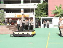 *Polres Metro Jakarta Barat Peringati Hari Kesadaran Nasional 2024 Dengan Upacara Bendera dengan Semangat Kebangsaan.