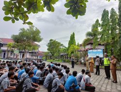 Police Goes To School, Cara Satlantas Polres Loteng Ajak Pelajar Jadi Pelopor Keselamatan Lalu-lintas