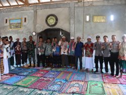 Jumat Curhat, Kapolres Sumbawa Silaturahmi Bersama Masyarakat Tarano