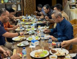 PENYAMBUTAN PJ. BUPATI PRINGSEWU OLEH PEMBINA LMPP NTB BESERTA PAGUYUBAN LAMPUNG-LOMBOK SETELAH HADIRI ACARA PEMBUKAAN GTTGN KE-25 NTB